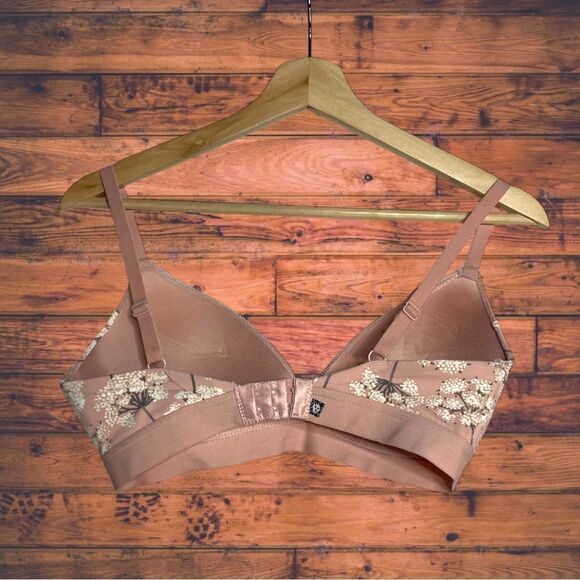5 for $25🔥Anne Klein Floral Pink Bra 34C - Picture 2 of 5